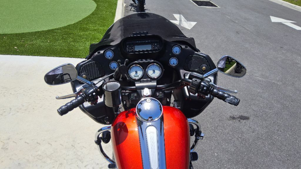 Road Glide® Custom