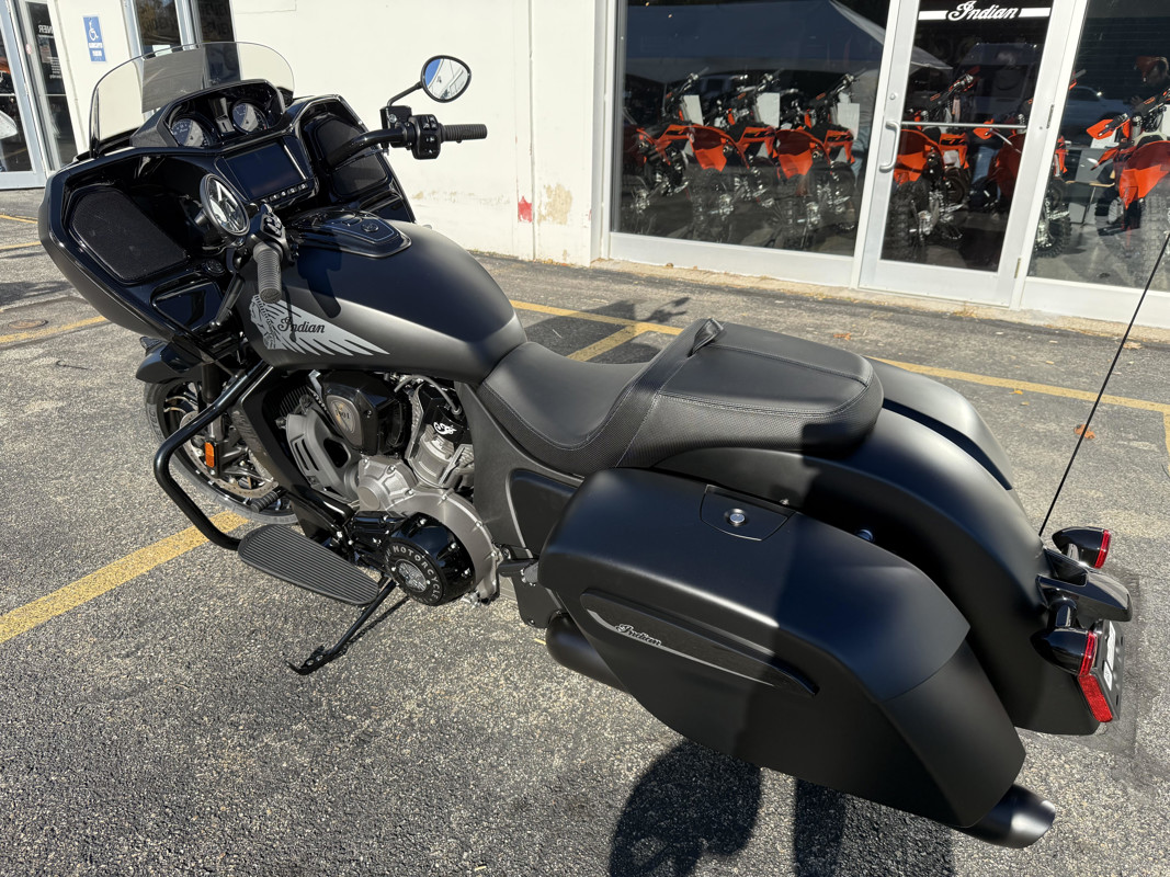 Challenger Dark Horse