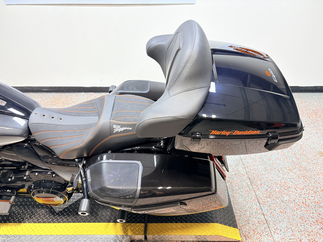CVO® Road Glide®
