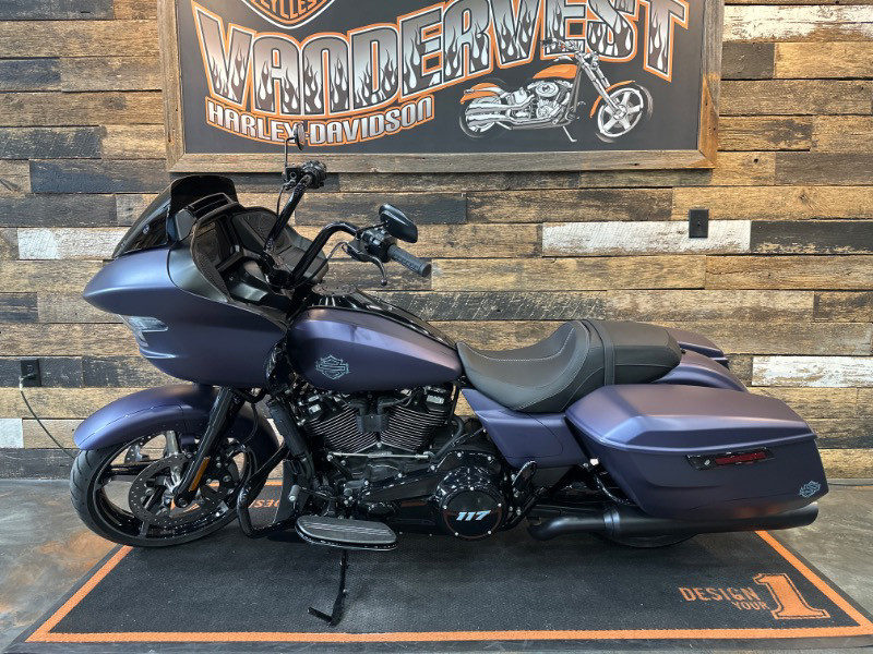 Road Glide®