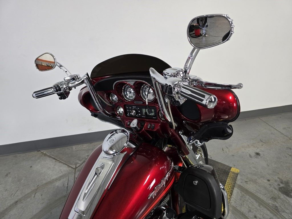 CVO® Ultra Classic® Electra Glide®