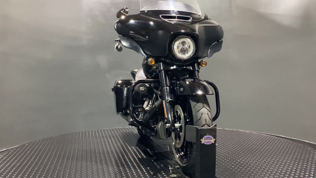 Street Glide® Special