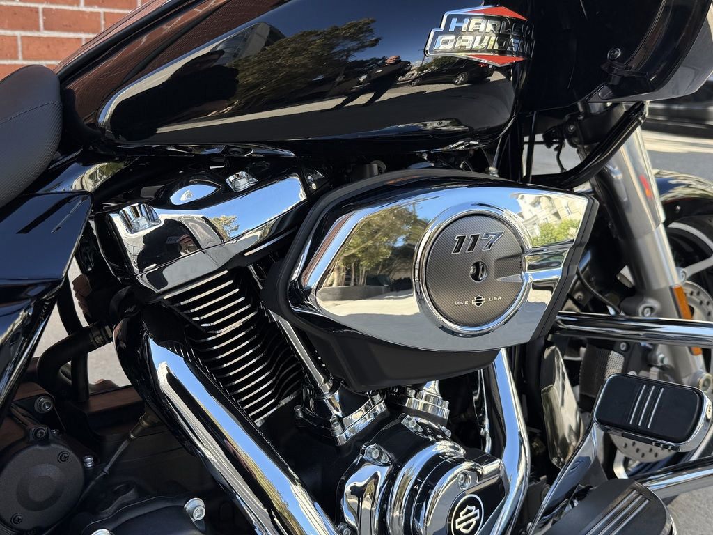 Road Glide®