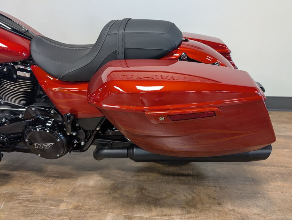 Street Glide®