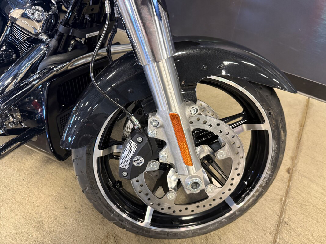 Street Glide®