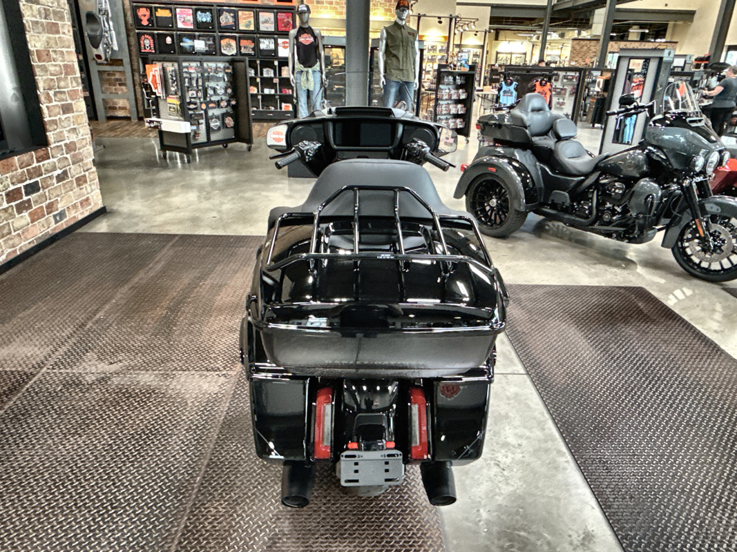 Street Glide® Ultra