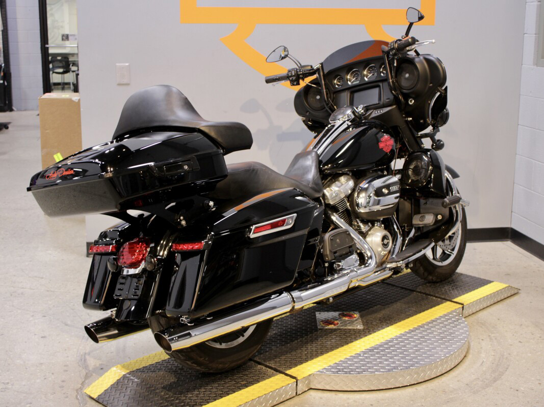 Electra Glide® Standard
