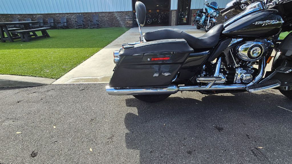 Street Glide®
