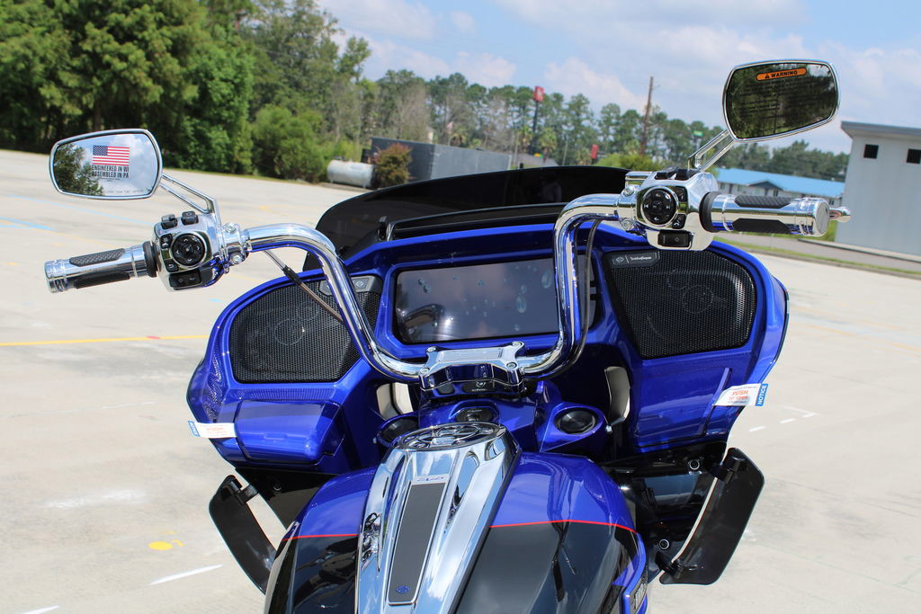 CVO® Road Glide®