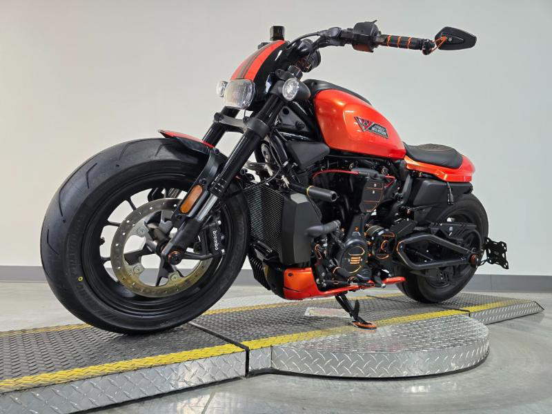 Sportster® S
