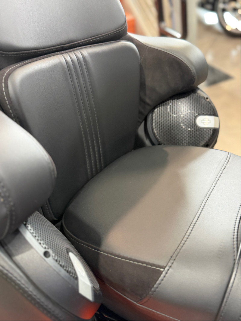 CVO® Road Glide® Limited