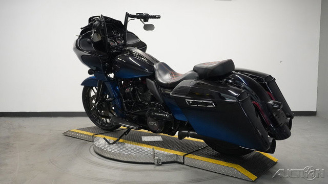 CVO® Road Glide®