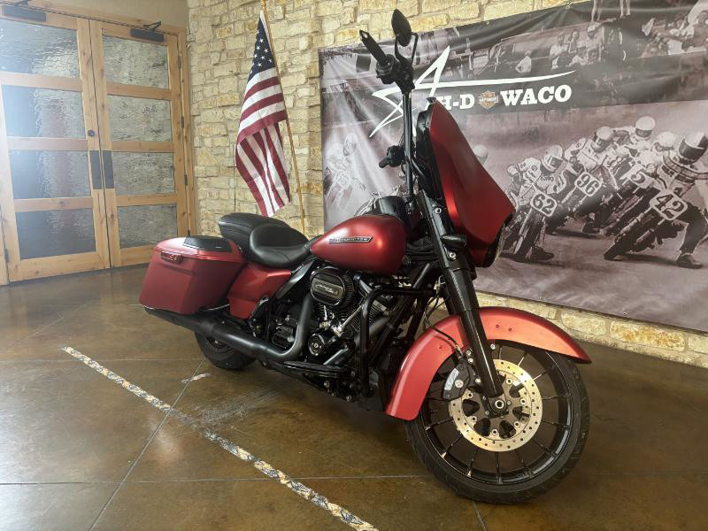 Street Glide® Special
