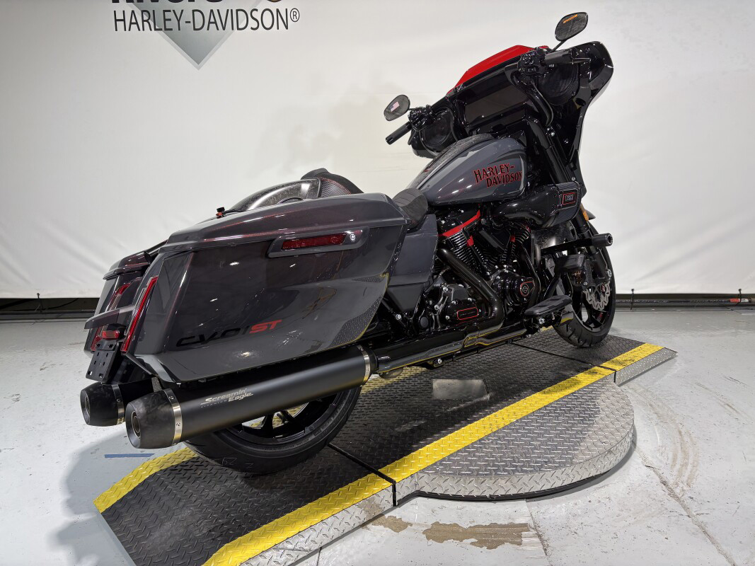 CVO® Street Glide® ST