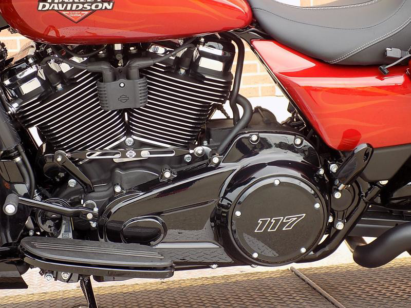 Street Glide®