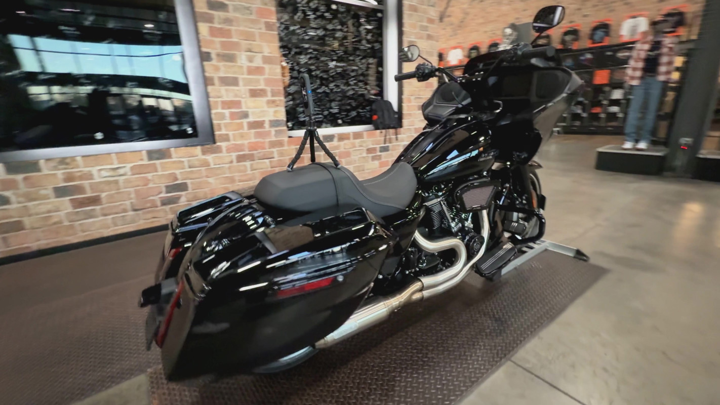 Road Glide®