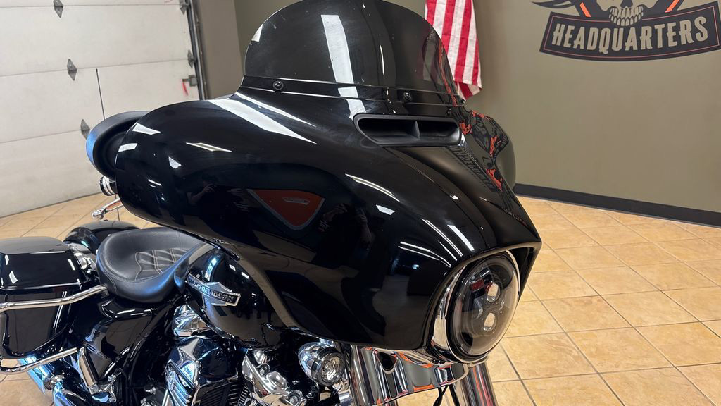 Street Glide®