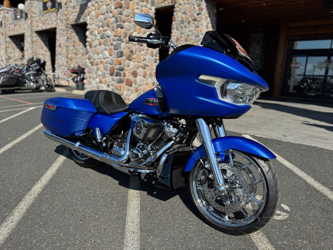 Road Glide®