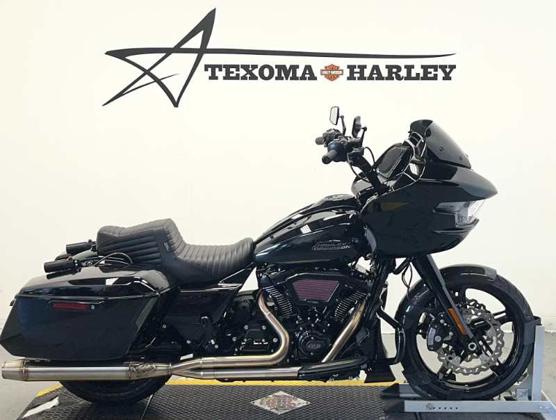 Road Glide®