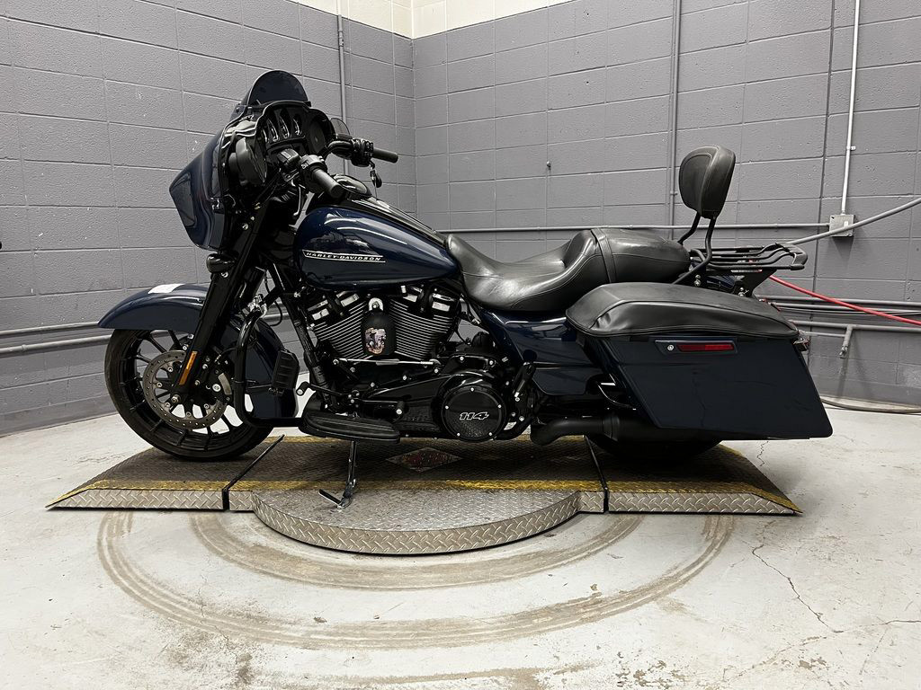 CVO® Street Glide®