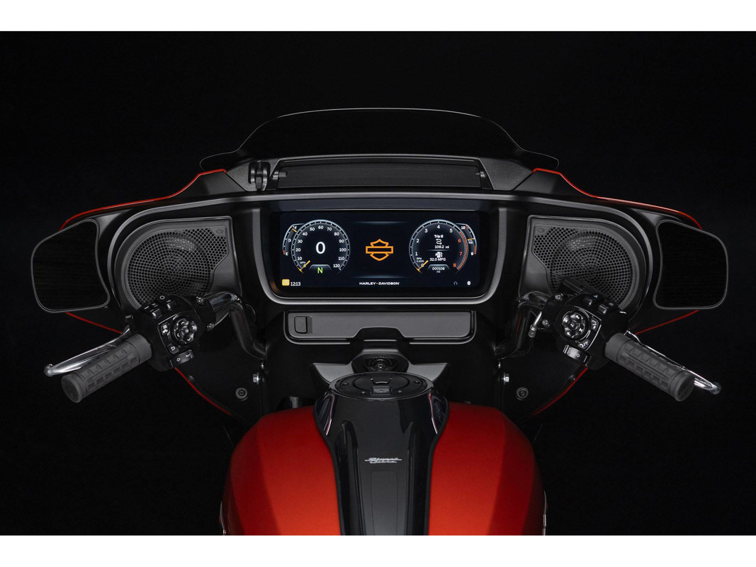Street Glide®