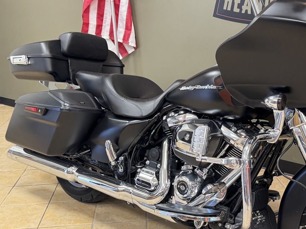 Road Glide®