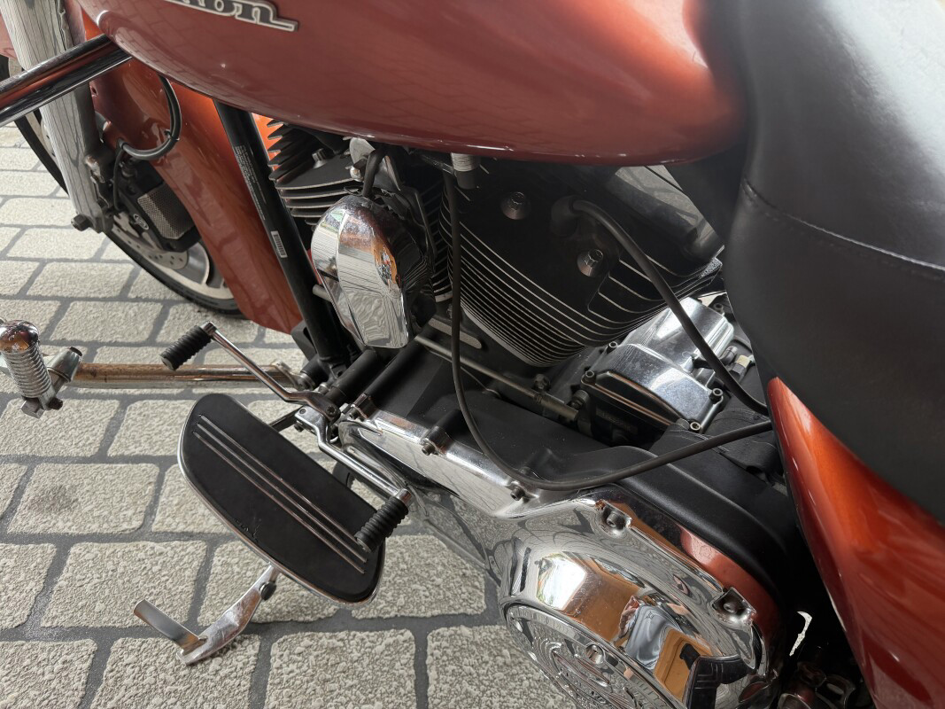 Street Glide®