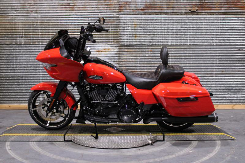 Road Glide®
