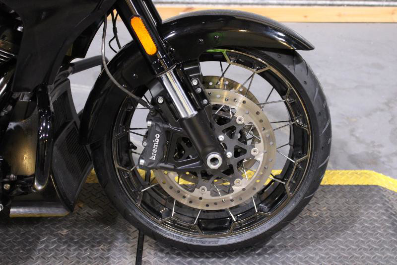 CVO® Road Glide®