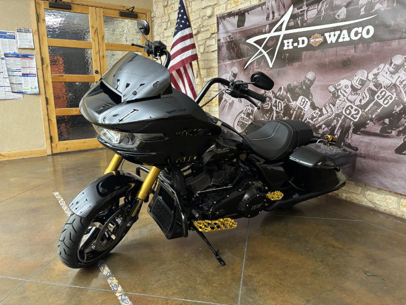 Road Glide®