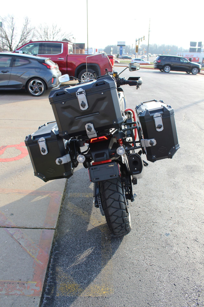 Sportster® S
