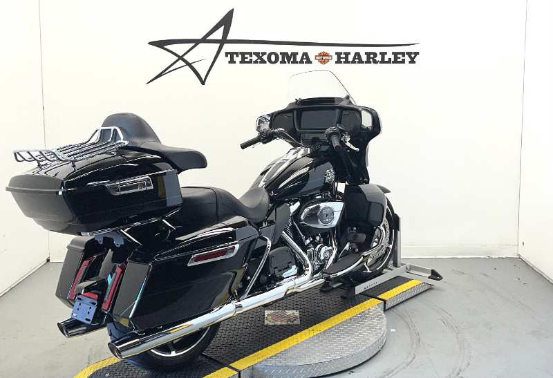 Street Glide® Ultra