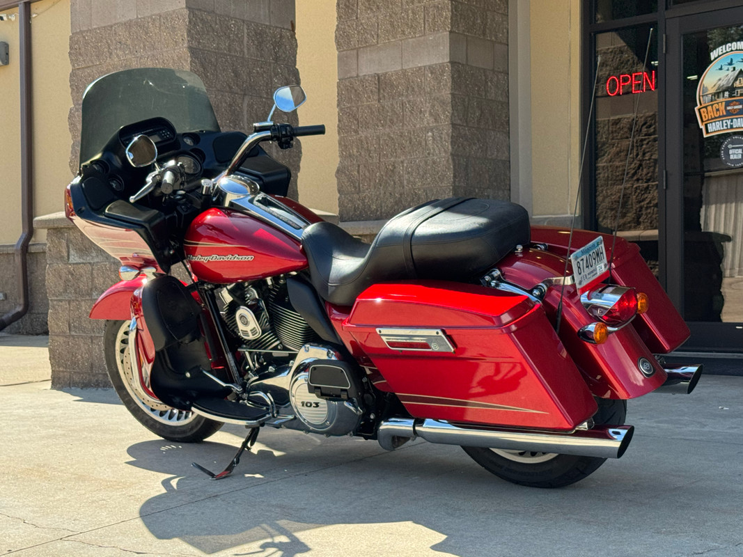 Road Glide® Ultra