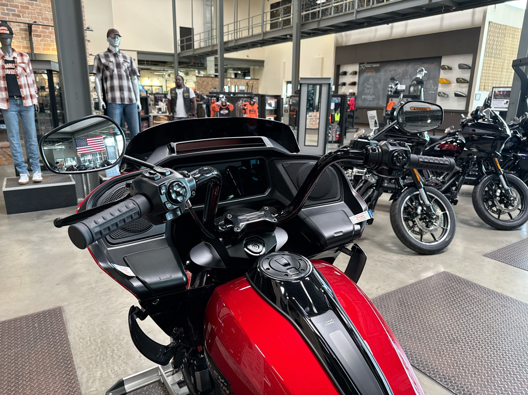 Road Glide®
