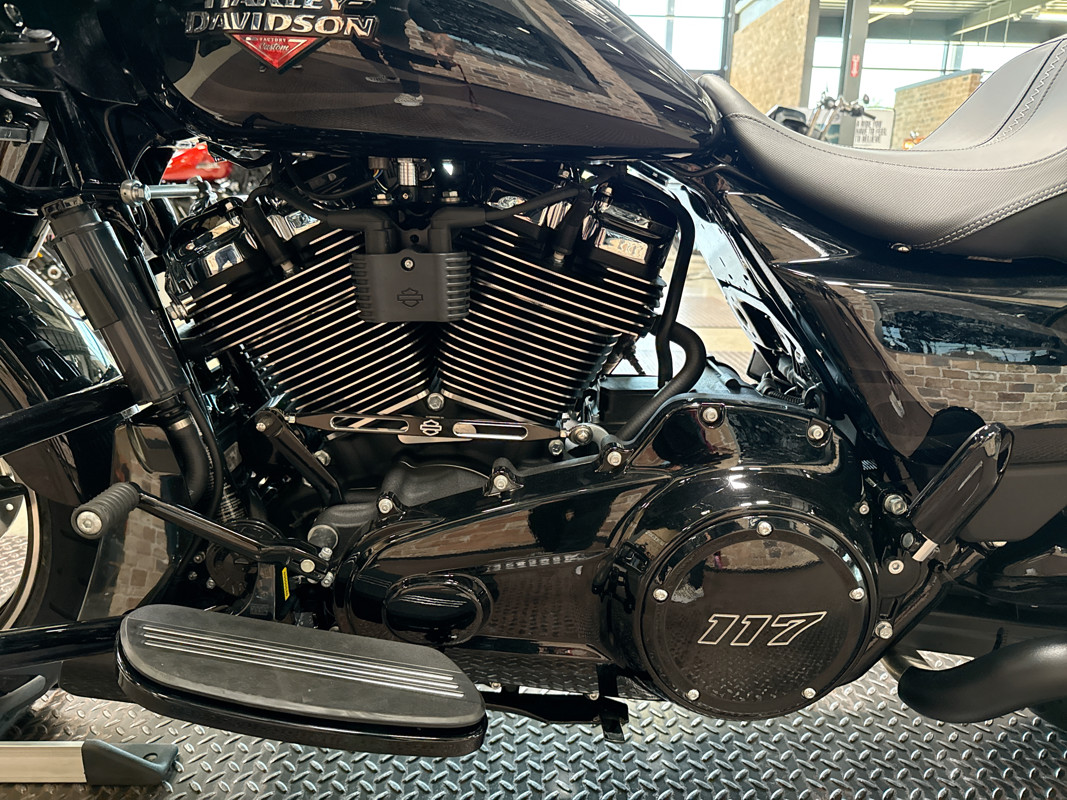 Road Glide®