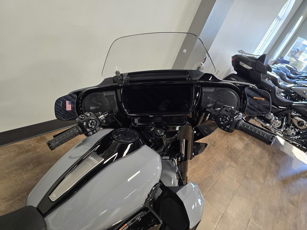 Street Glide® Limited