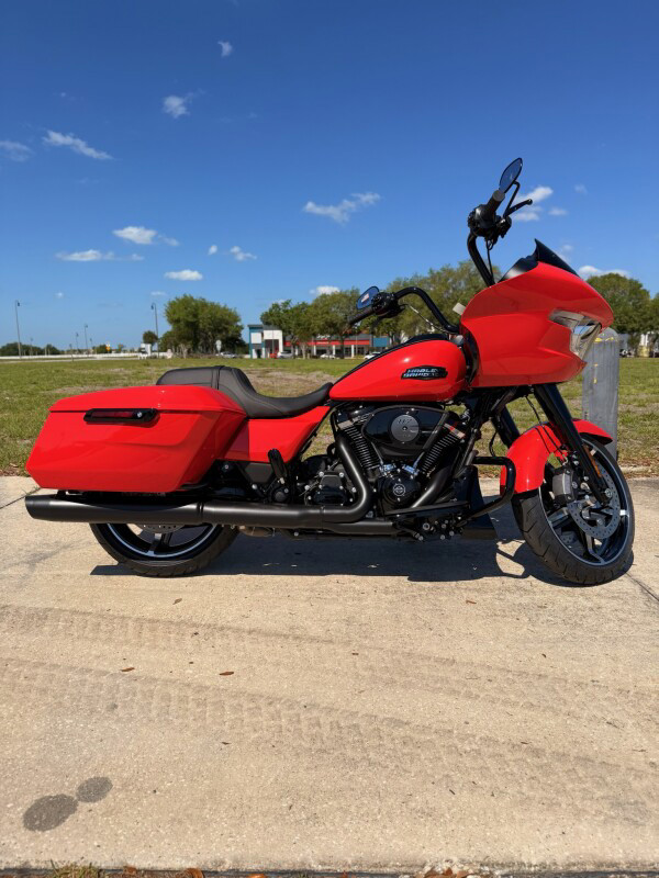 Road Glide®