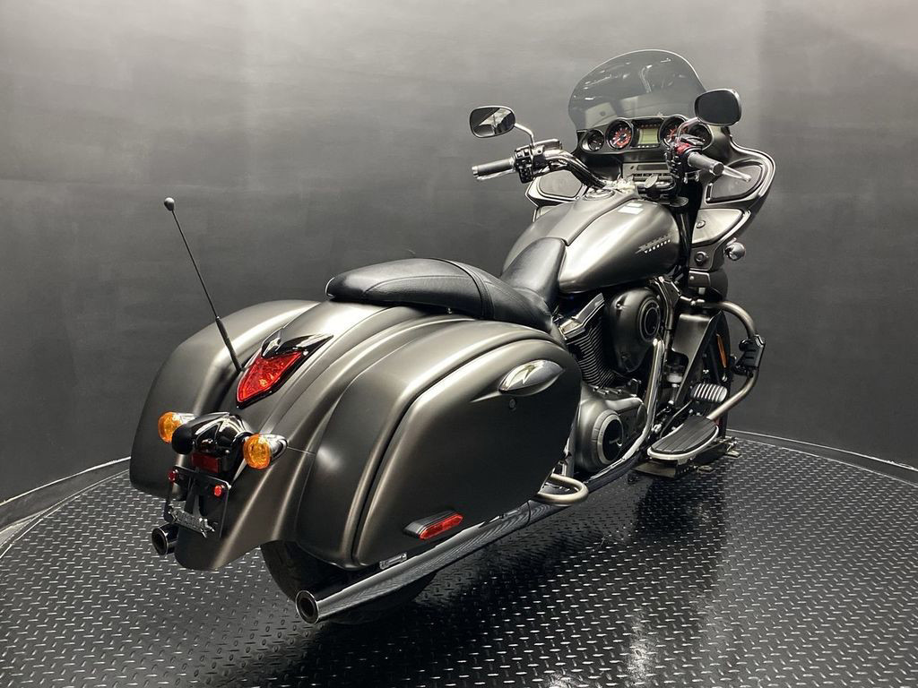 Vulcan 1700 Vaquero ABS