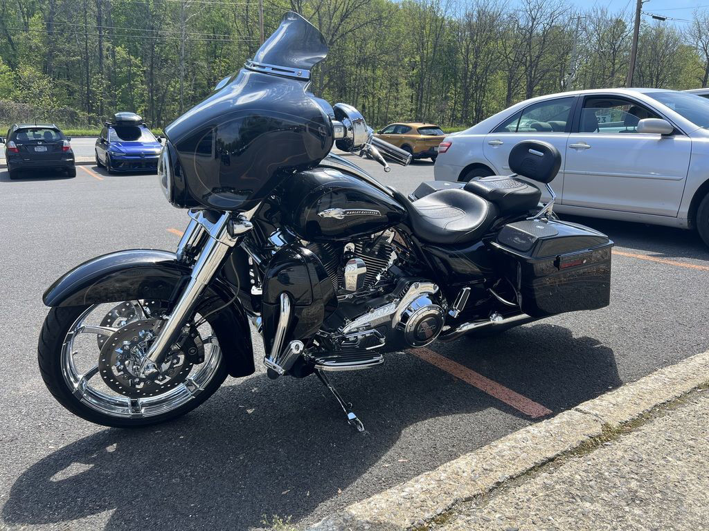 CVO® Street Glide®