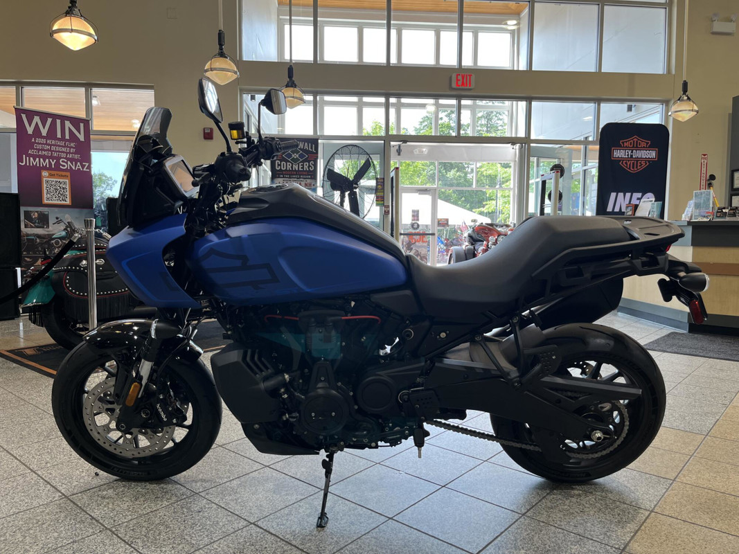 Pan America® 1250 ST