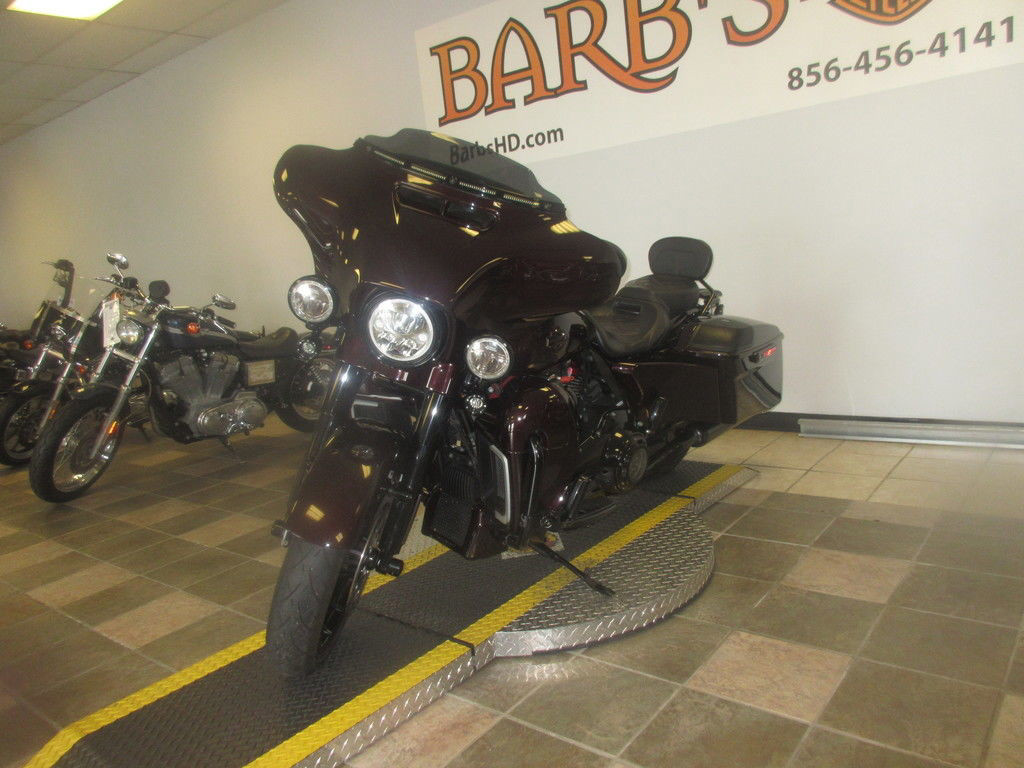 CVO® Street Glide®