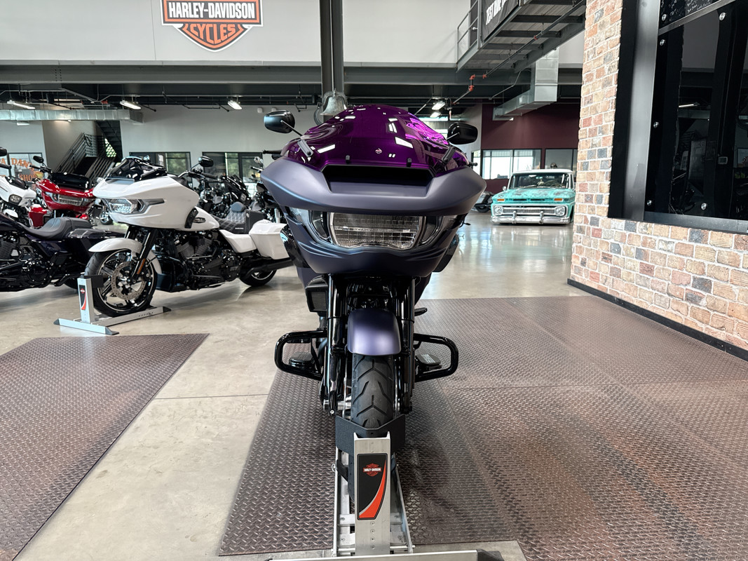 Road Glide®