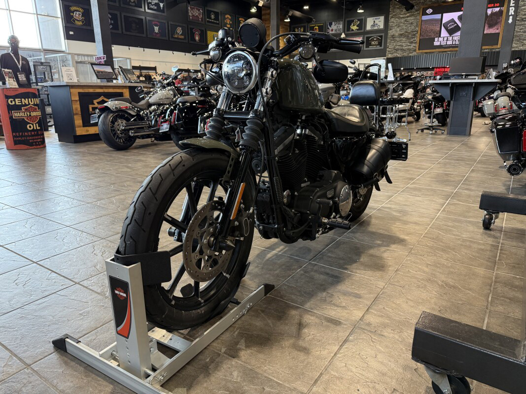 Iron 883®