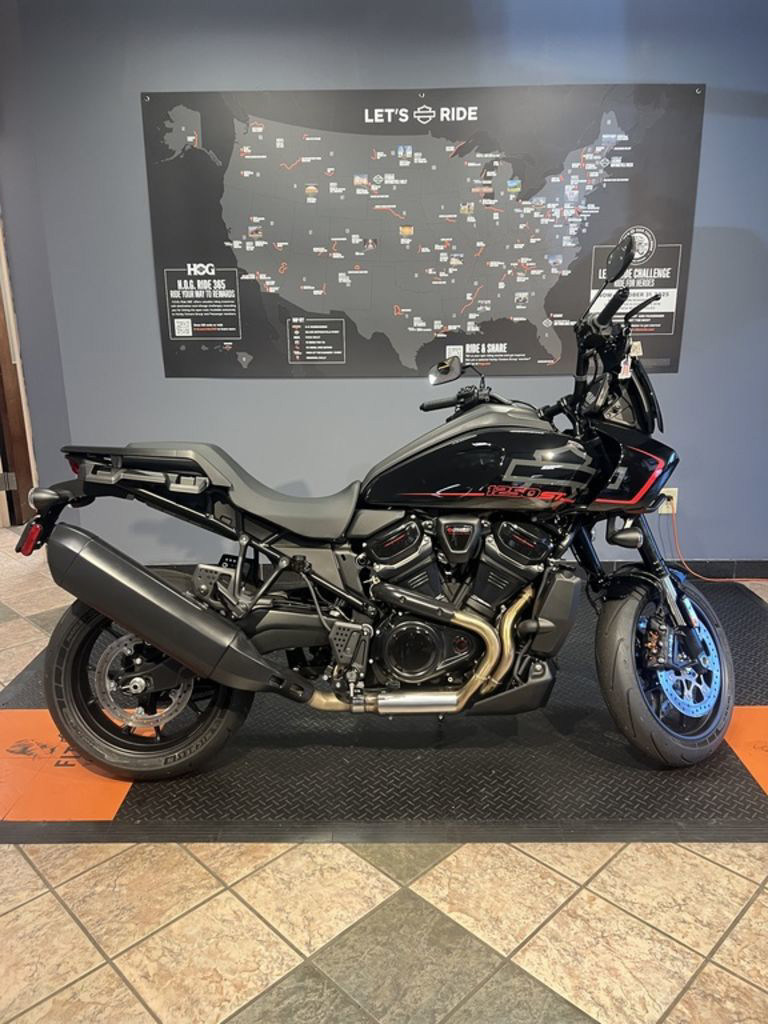 Pan America® 1250 ST