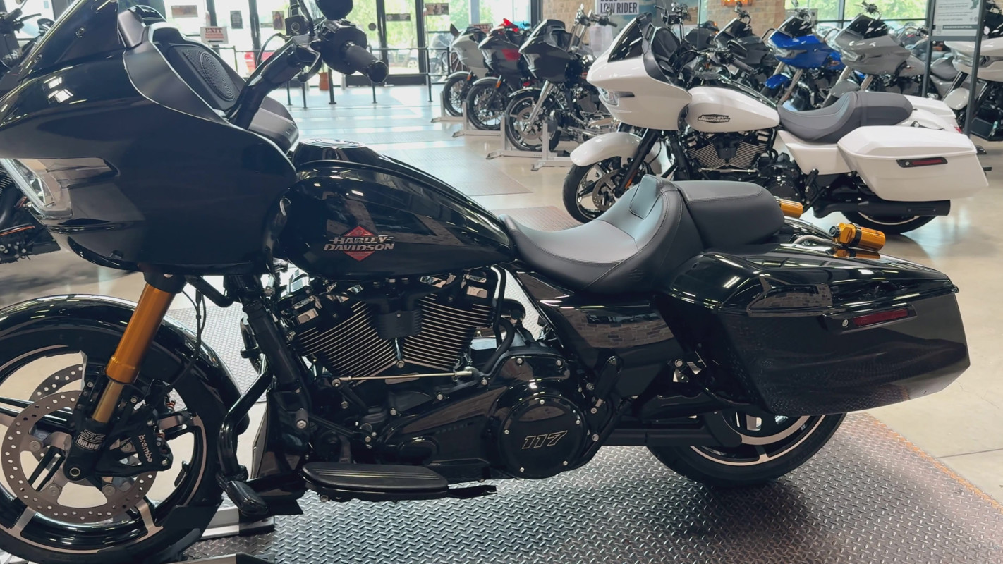 Road Glide®