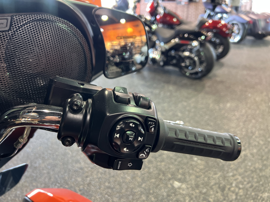 Street Glide® Ultra