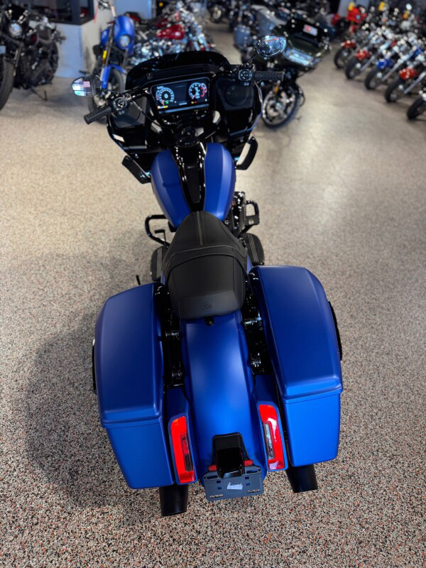 Road Glide®