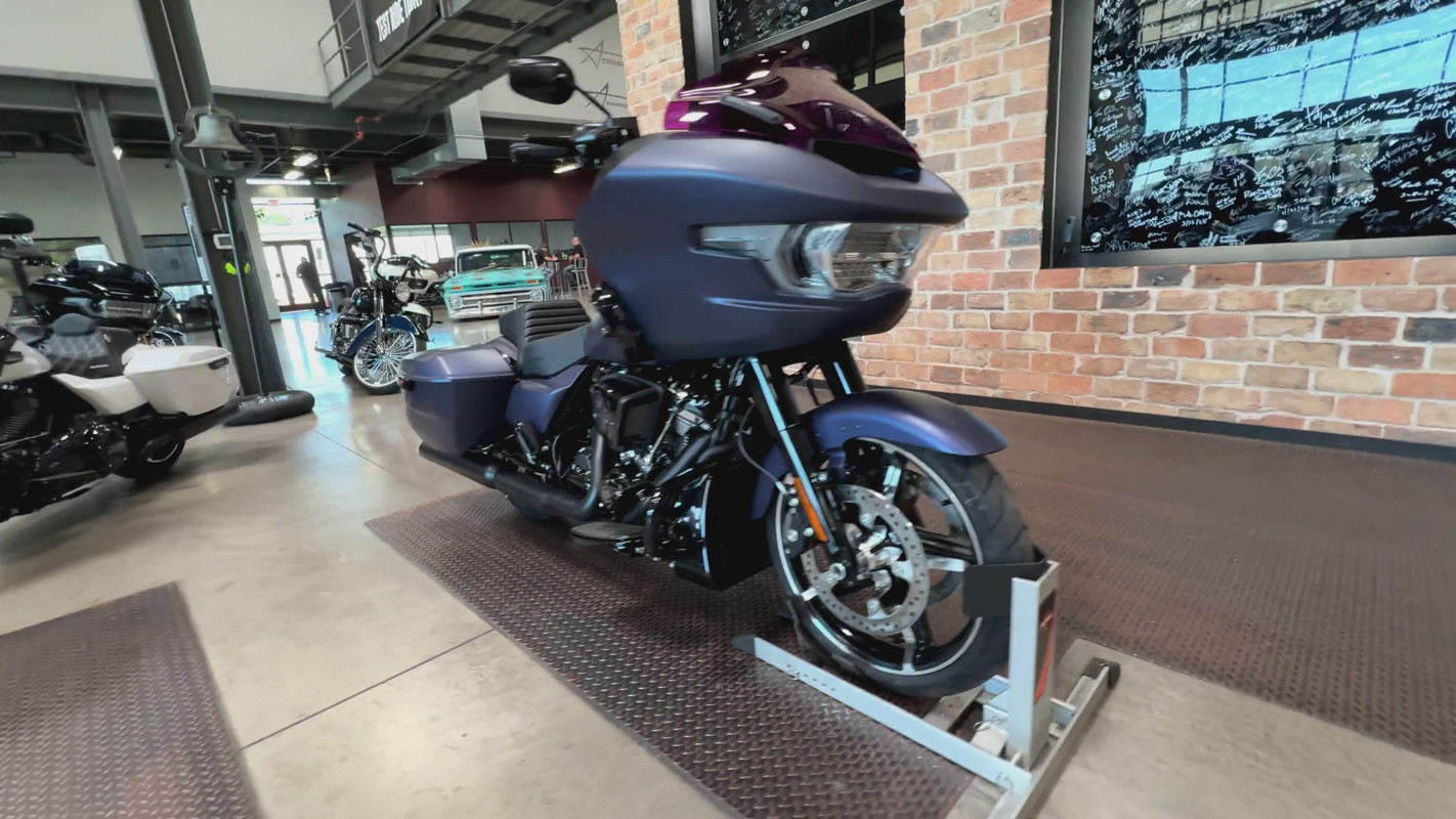 Road Glide®
