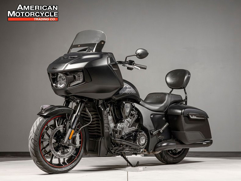 Challenger Dark Horse