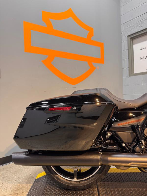 Road Glide®